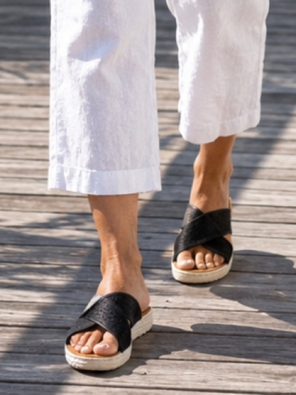Bernie Mev Avon Crisscross Slide Sandals Black EU 37 NWT